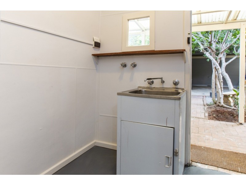 8A Dew Street, Mile End SA 5031