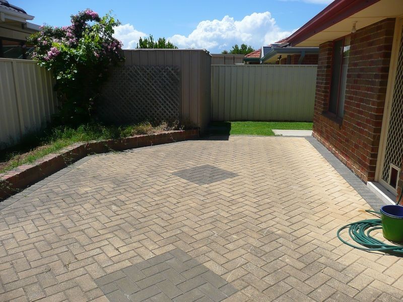 2 Royal Close, Findon SA 5023