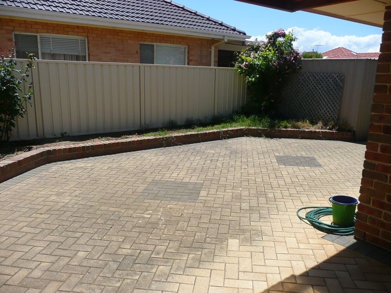 2 Royal Close, Findon SA 5023