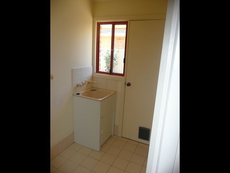 2 Royal Close, Findon SA 5023