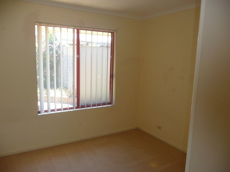 2 Royal Close, Findon SA 5023