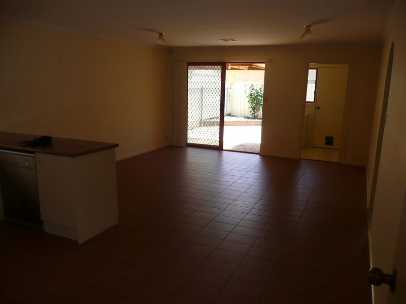 2 Royal Close, Findon SA 5023