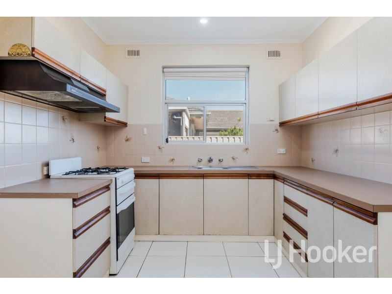 11 Russ Avenue, Seaton SA 5023