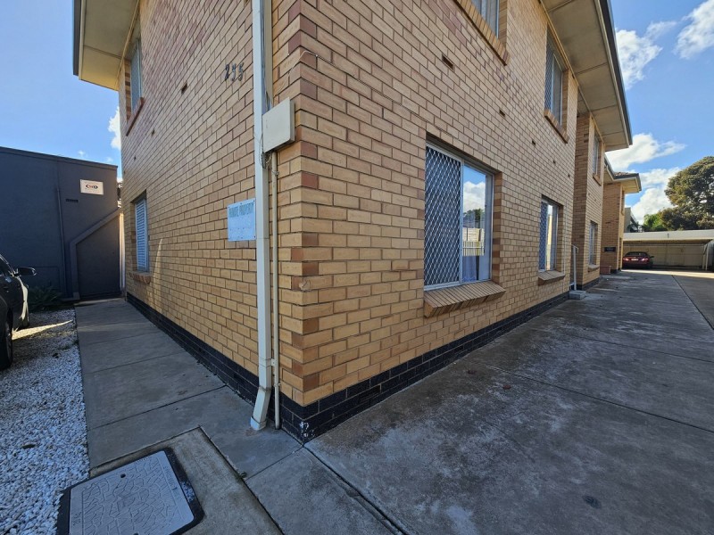1/235 Findon Road, Findon SA 5023