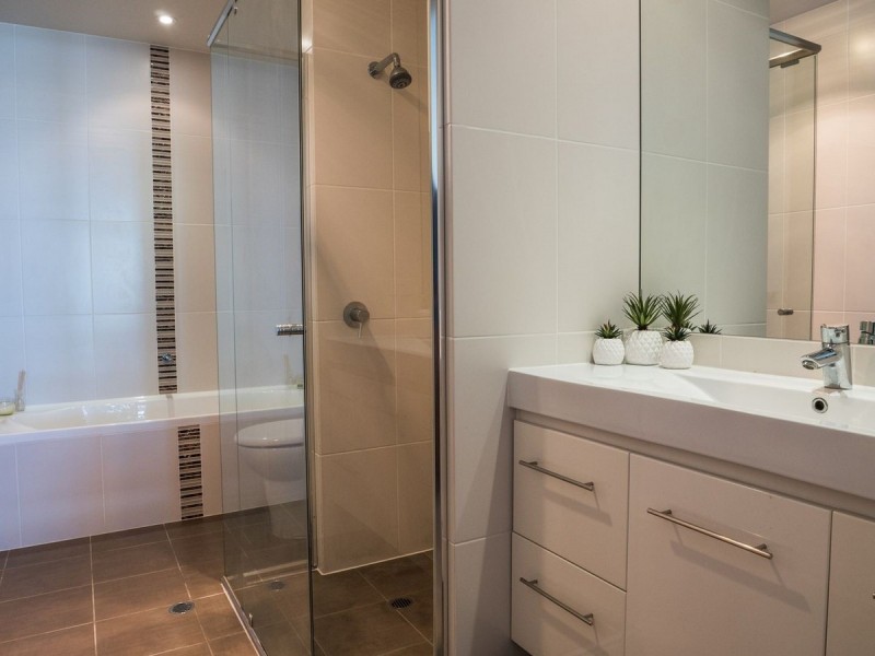 17/155 Brebner Drive, West Lakes SA 5021