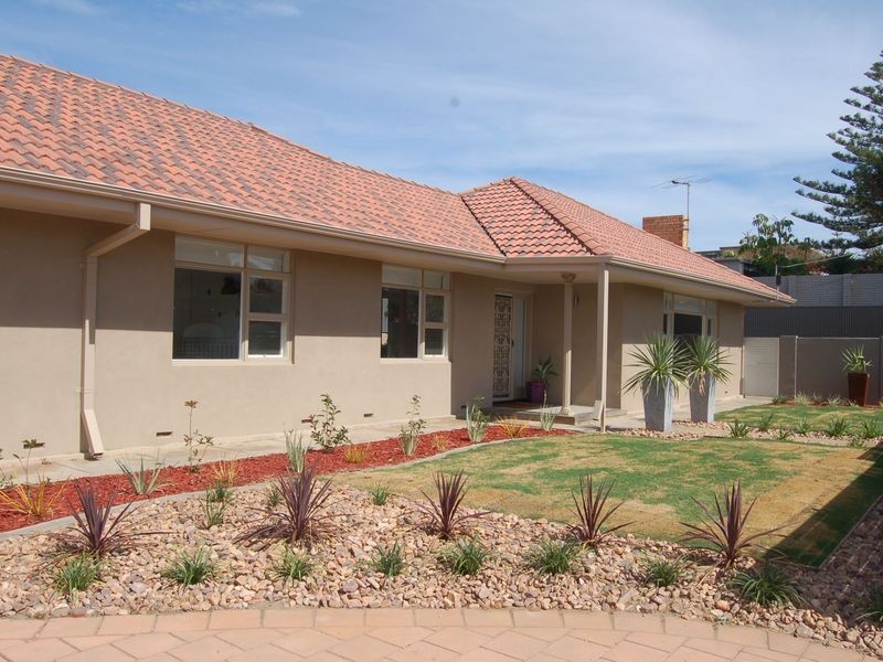 17 Shirley Crescent, West Beach SA 5024