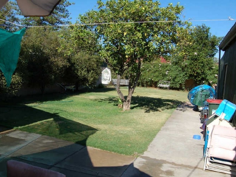 27 Jervois St, Torrensville SA 5031