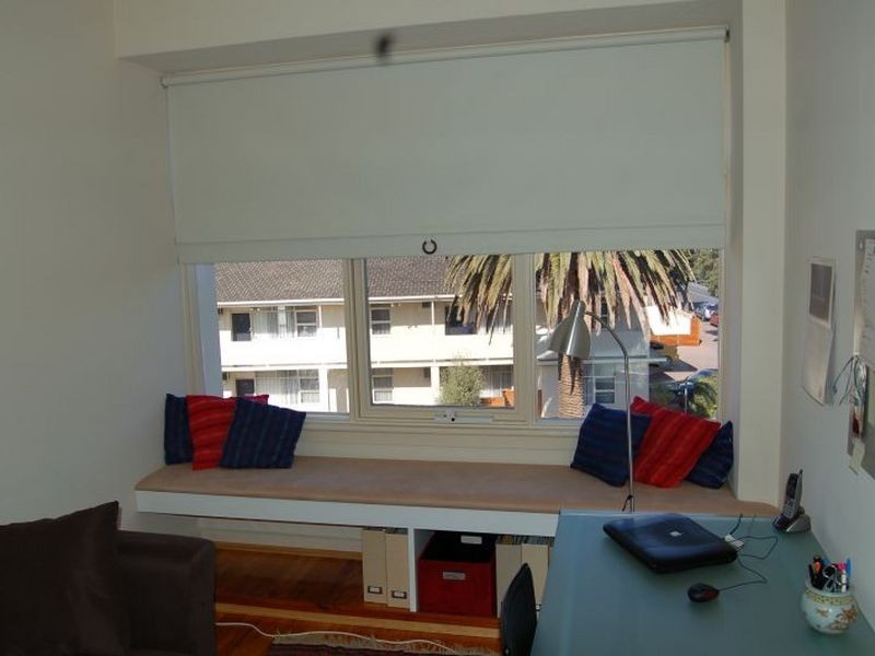 2/1 Raymond Grove, Glenelg SA 5045
