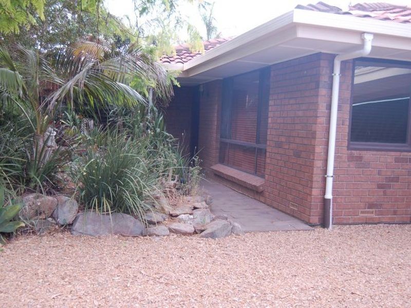 8 Barry Street, Port Noarlunga SA 5167