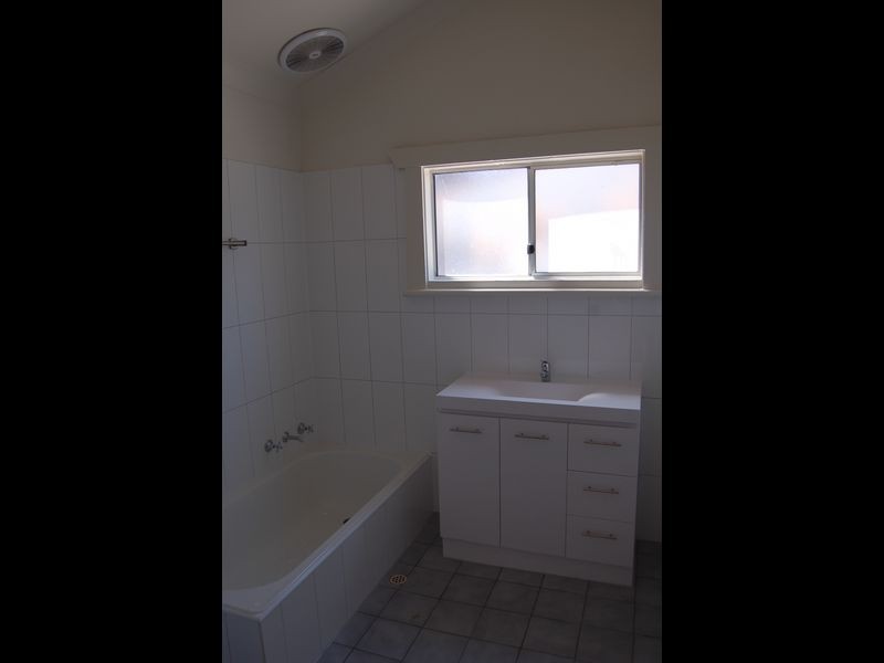 24 Jenkins St, Cowandilla SA 5033