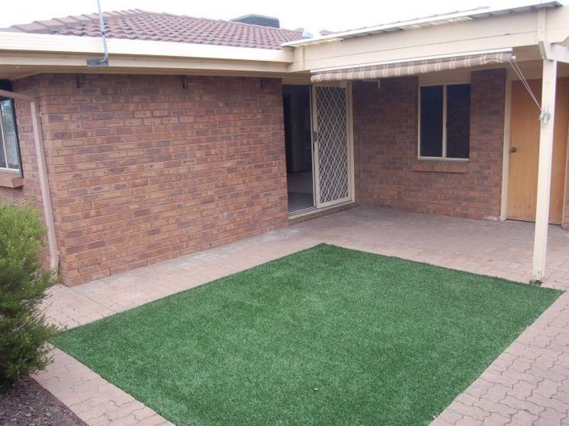 2/14 Iris Court, Grange SA 5022