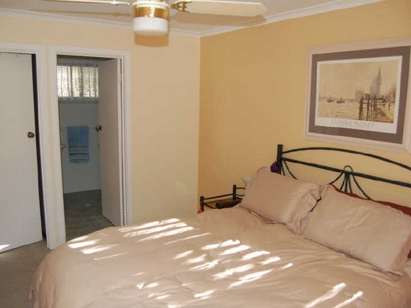 26 Pine Drive, Aberfoyle Park SA 5159