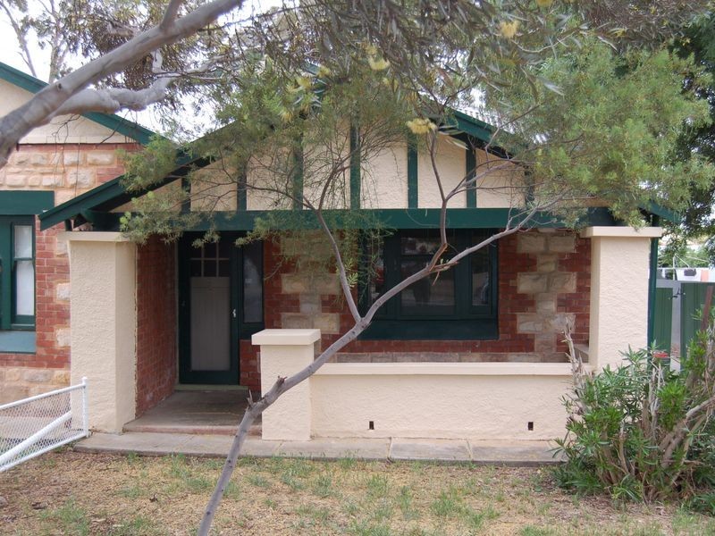 14 Farnham Rd, Keswick SA 5035