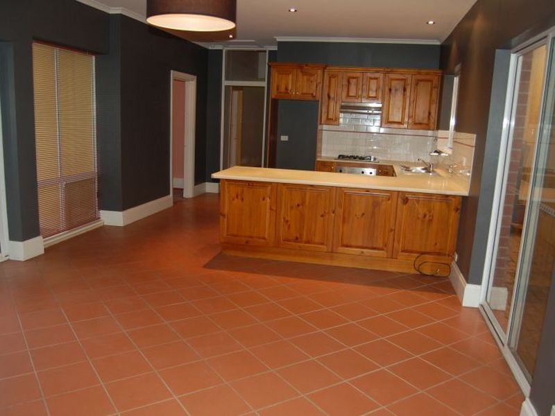 16 Royal Avenue, Adelaide SA 5000