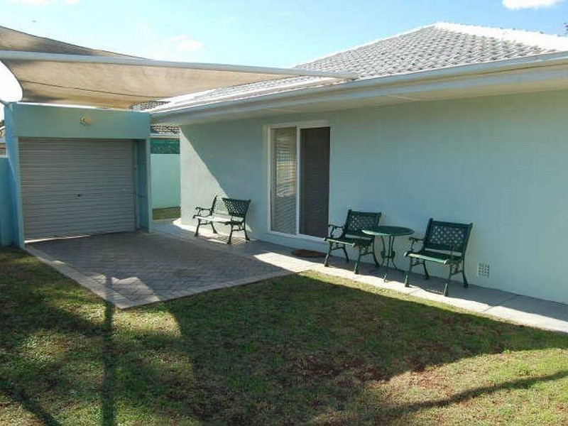 1/114 Military Road, Henley Beach South SA 5022