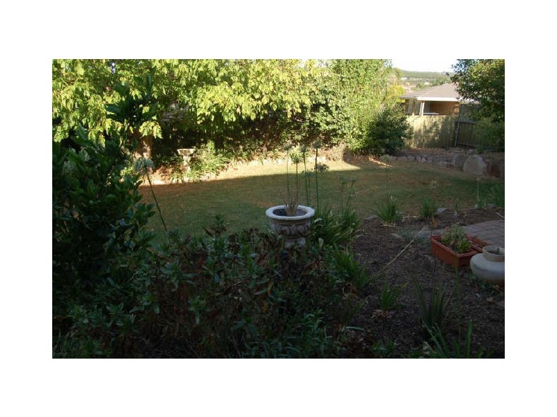 3 Warburton Drive, Woodcroft SA 5162