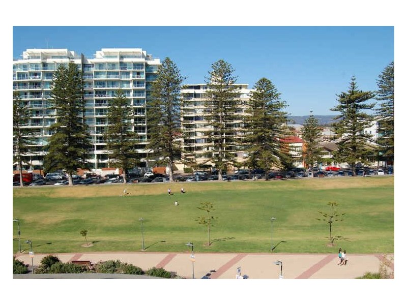 301/16 Holdfast Promenade, Glenelg SA 5045