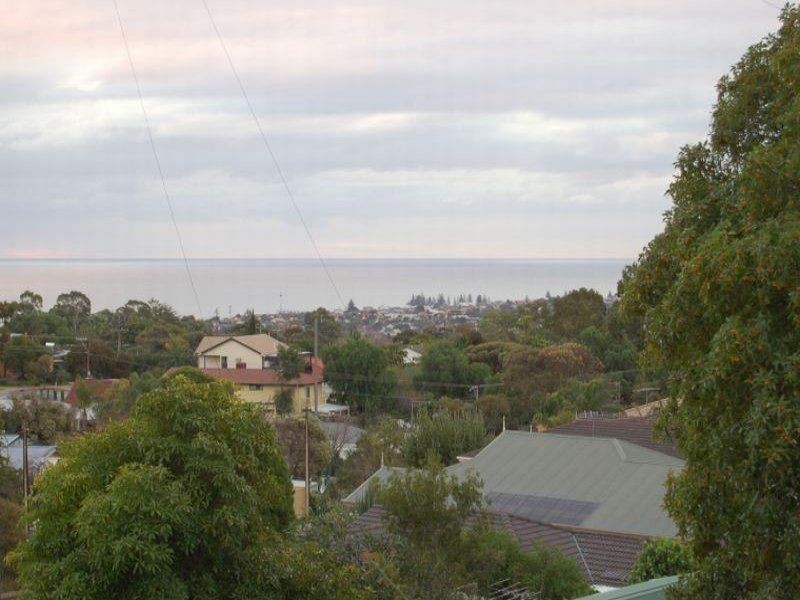 11 Wandana Avenue, Seaview Downs SA 5049