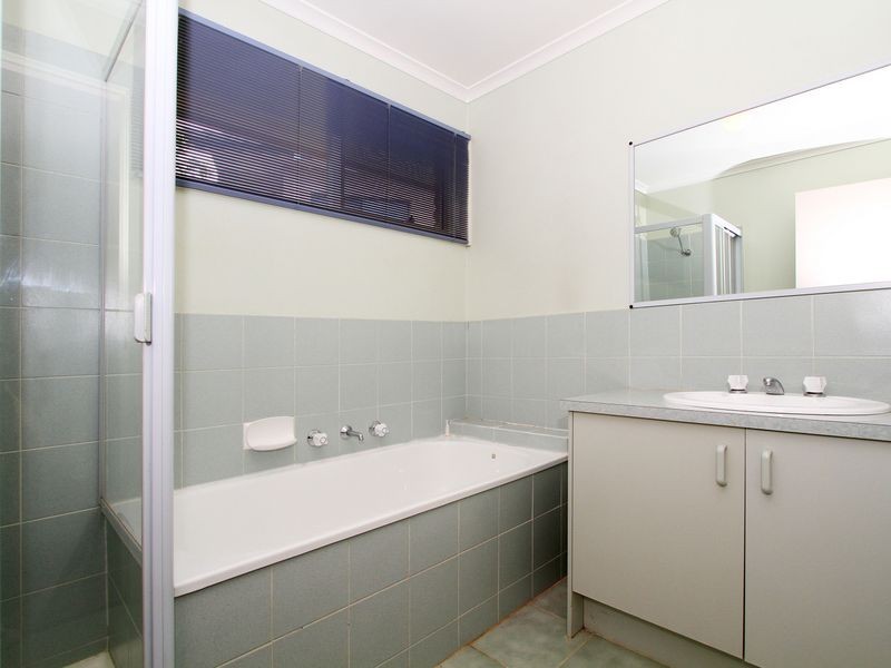 1 Springfield Court, Mill Park VIC 3082