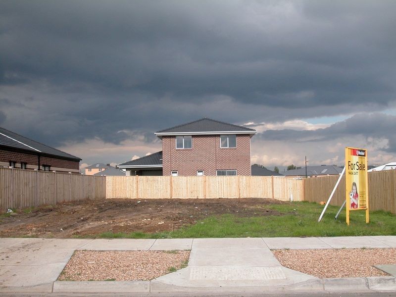 18 Stonegate Drive, Epping VIC 3076