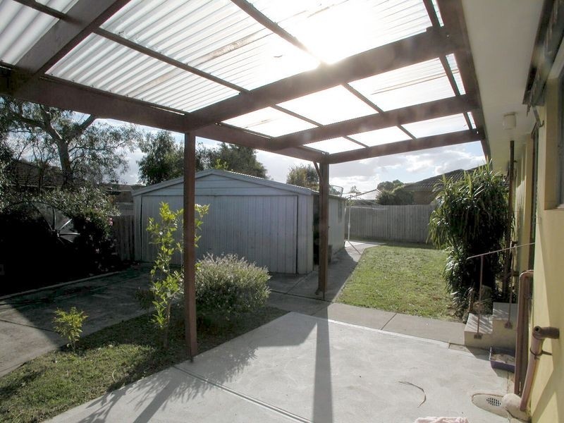 2 Whernside Court, Mill Park VIC 3082