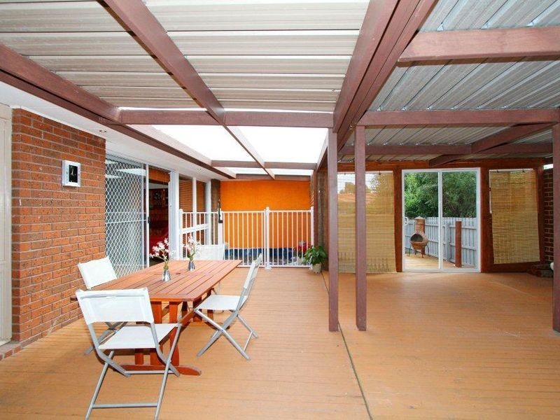 3 Fraser Close, Mill Park VIC 3082