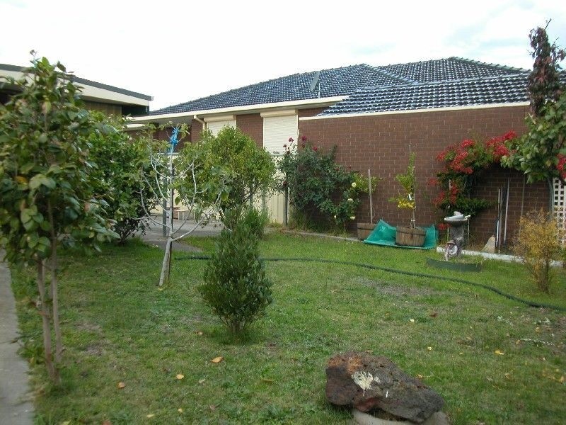 13 Kellaway Crescent, Mill Park VIC 3082