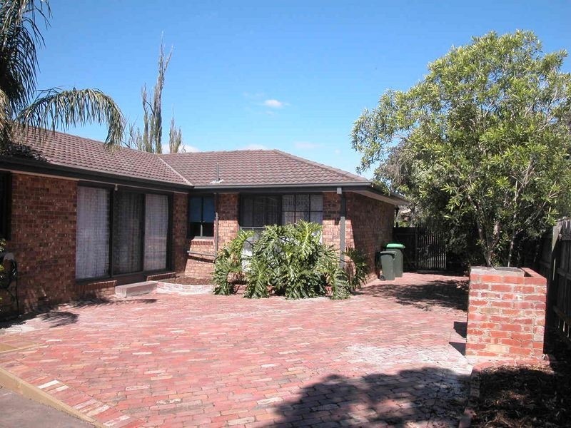 6 Mockridge Drive, Mill Park VIC 3082