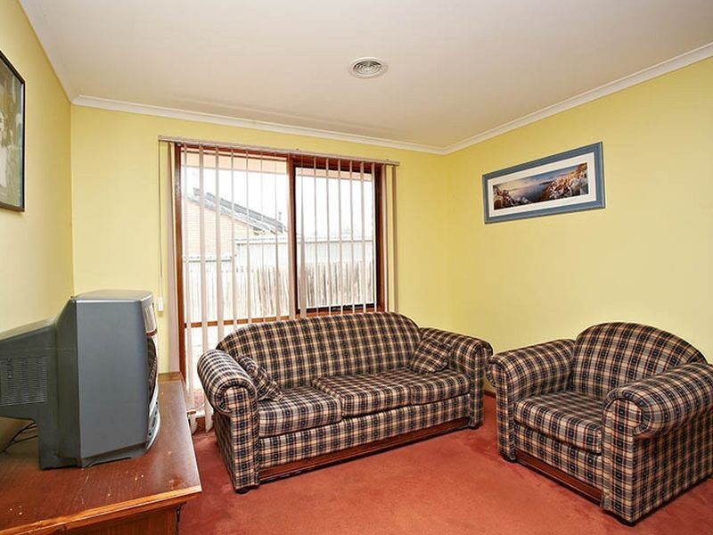 2 Orsett Court, Mill Park VIC 3082