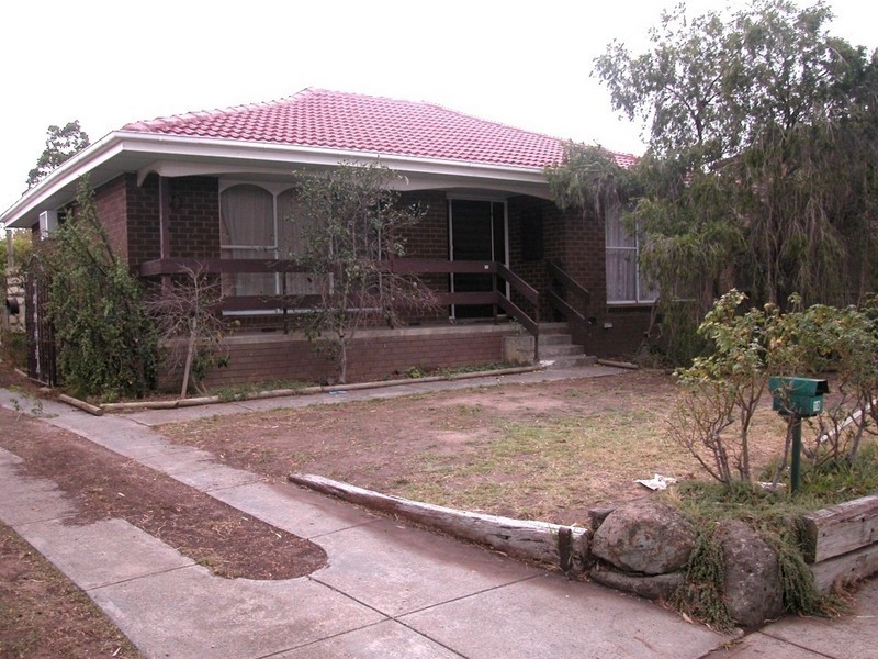 10 Rosehill Court, Mill Park VIC 3082