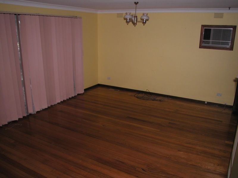 10 Rosehill Court, Mill Park VIC 3082