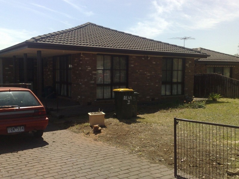2 Devit Court, Mill Park VIC 3082