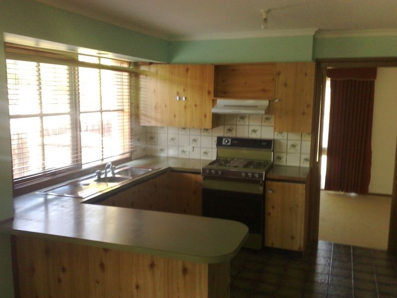 2 Devit Court, Mill Park VIC 3082