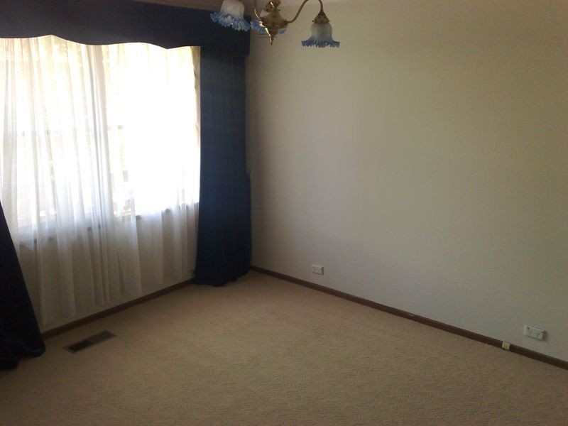 2 Devit Court, Mill Park VIC 3082