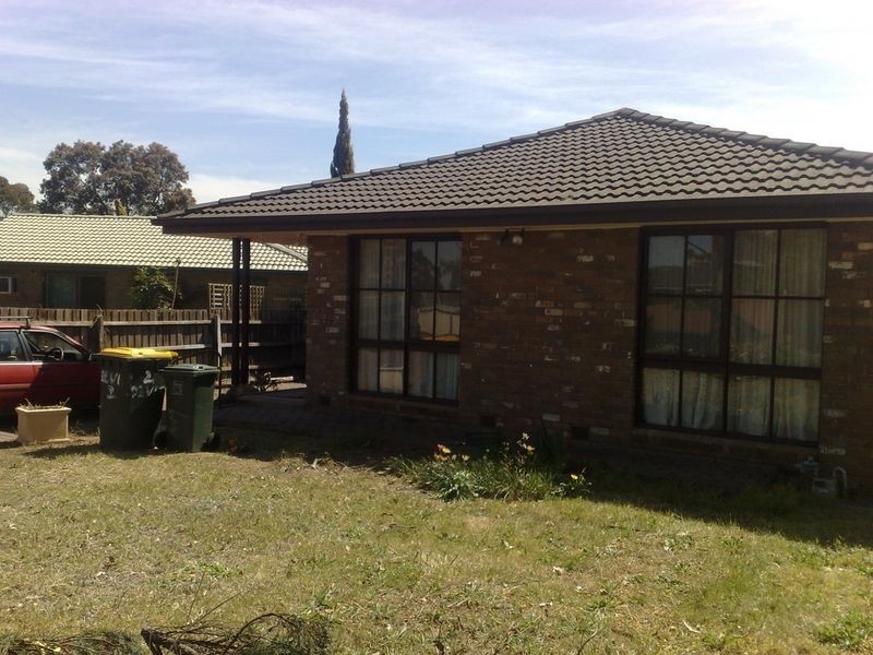 2 Devit Court, Mill Park VIC 3082