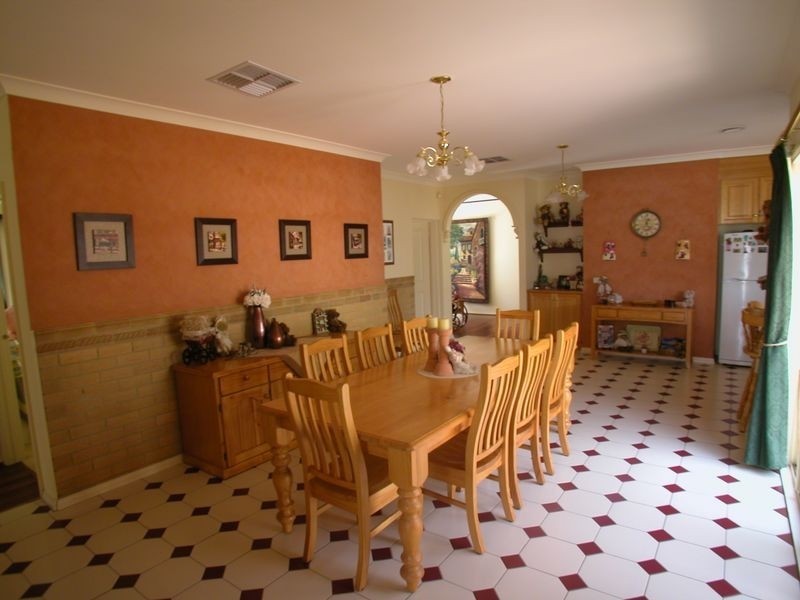 101 Morang Drive, Mill Park VIC 3082