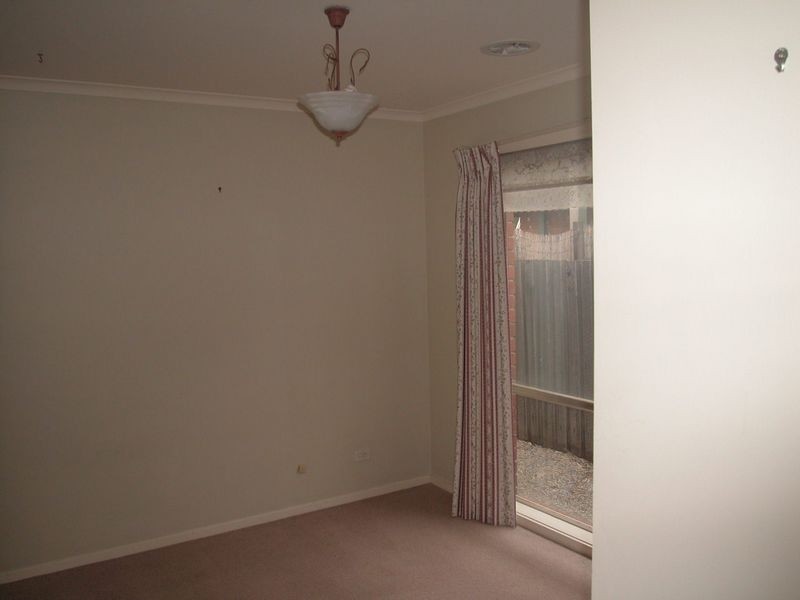 10 Border Drive, Mill Park VIC 3082