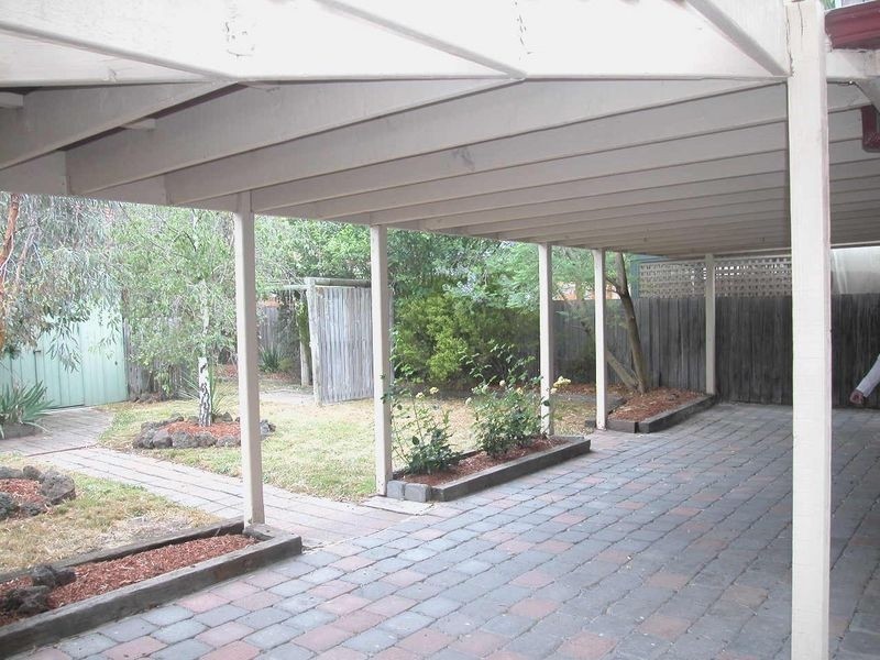 10 Border Drive, Mill Park VIC 3082