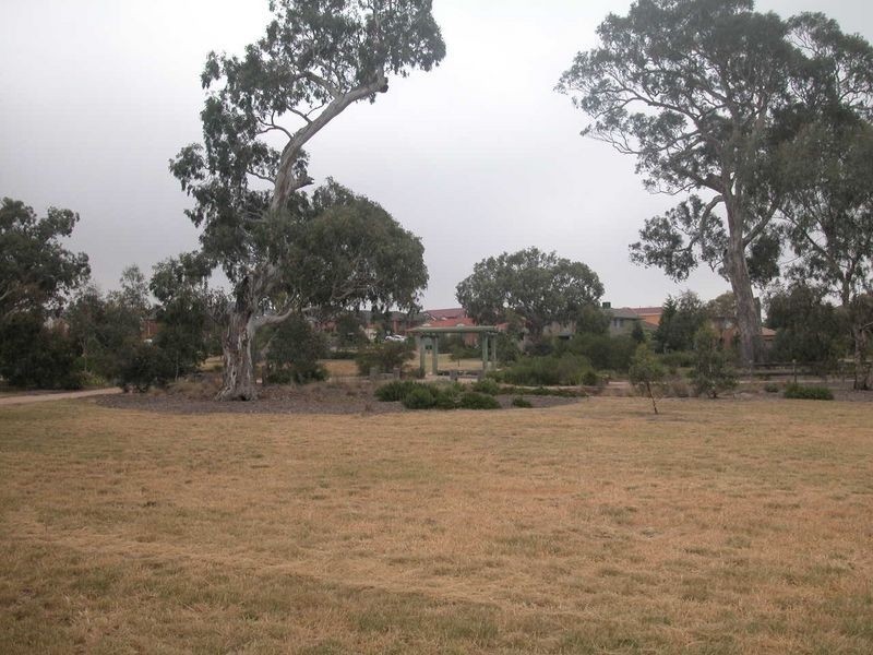 10 Border Drive, Mill Park VIC 3082