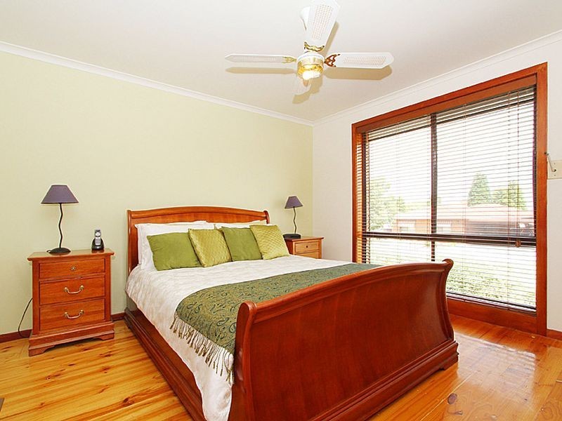 22 Golflinks Drive, Mill Park VIC 3082