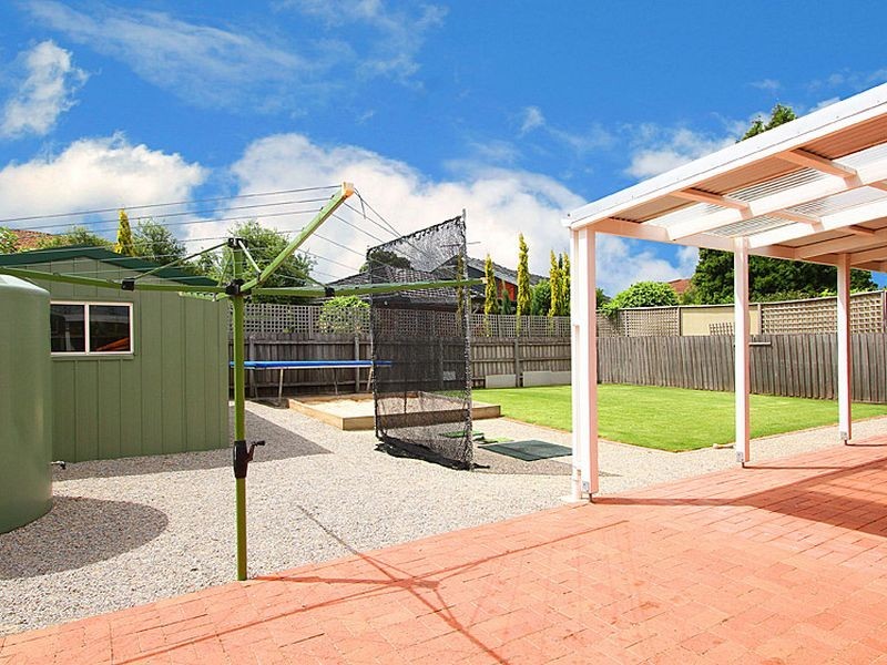 22 Golflinks Drive, Mill Park VIC 3082