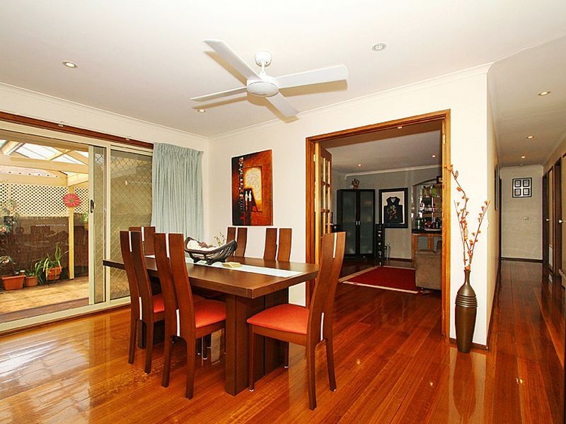 39 Streeton Circuit, Mill Park VIC 3082