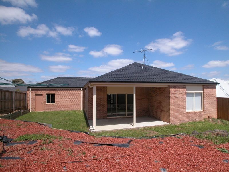 30 Dargo Crescent, Doreen VIC 3754