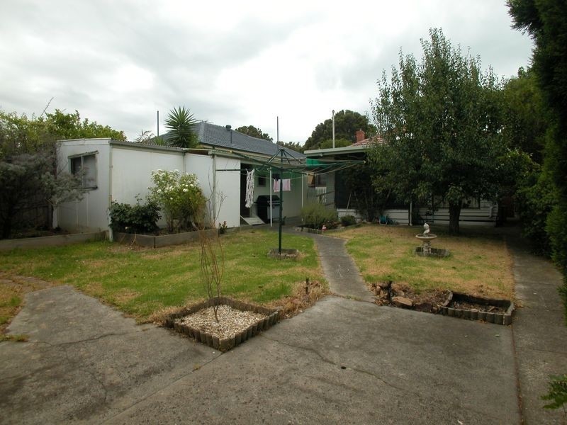1 Dean Street, Preston VIC 3072