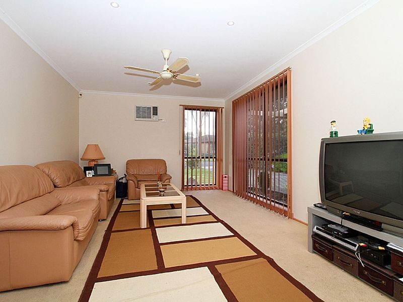 29 Jacaranda Drive, Mill Park VIC 3082