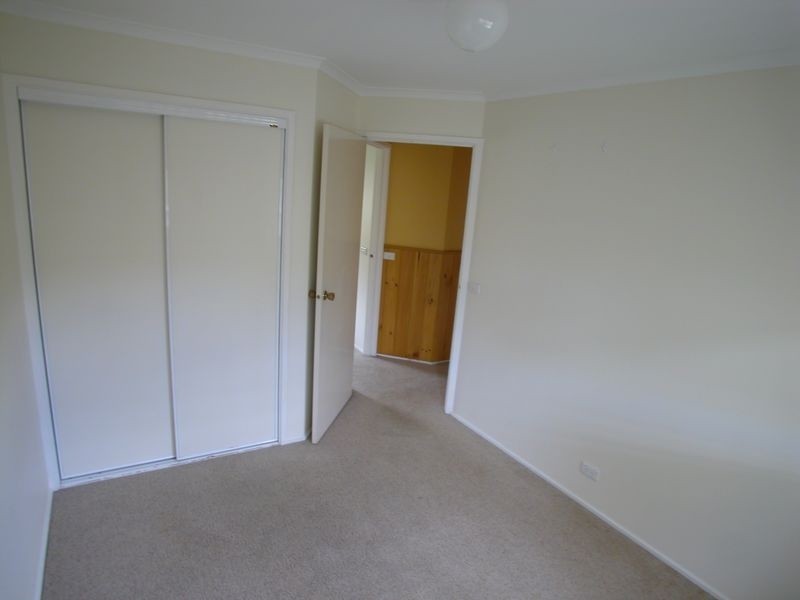 11 Henry Cable Court, Mill Park VIC 3082