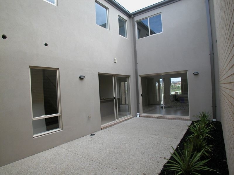 9 Mujeres Walk, Epping VIC 3076