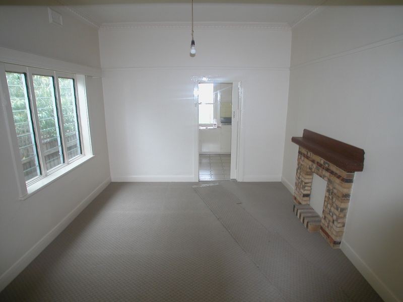 116 Rossmoyne Street, Thornbury VIC 3071