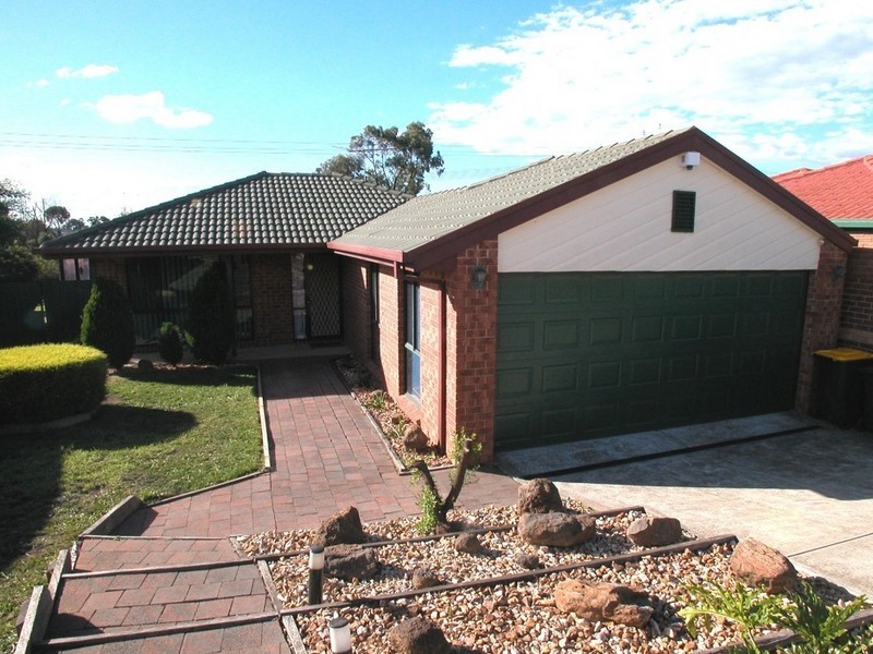 40 Teatree Drive, South Morang VIC 3752