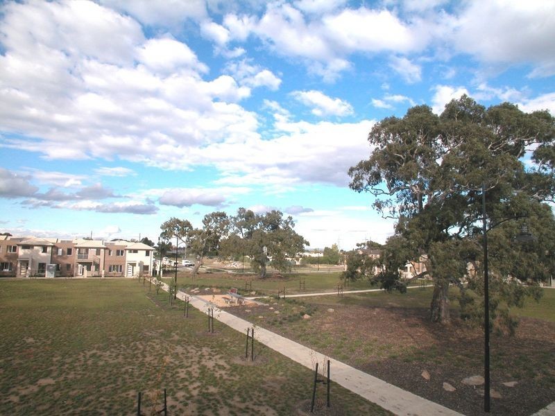 8 Antigua Walk, Epping VIC 3076